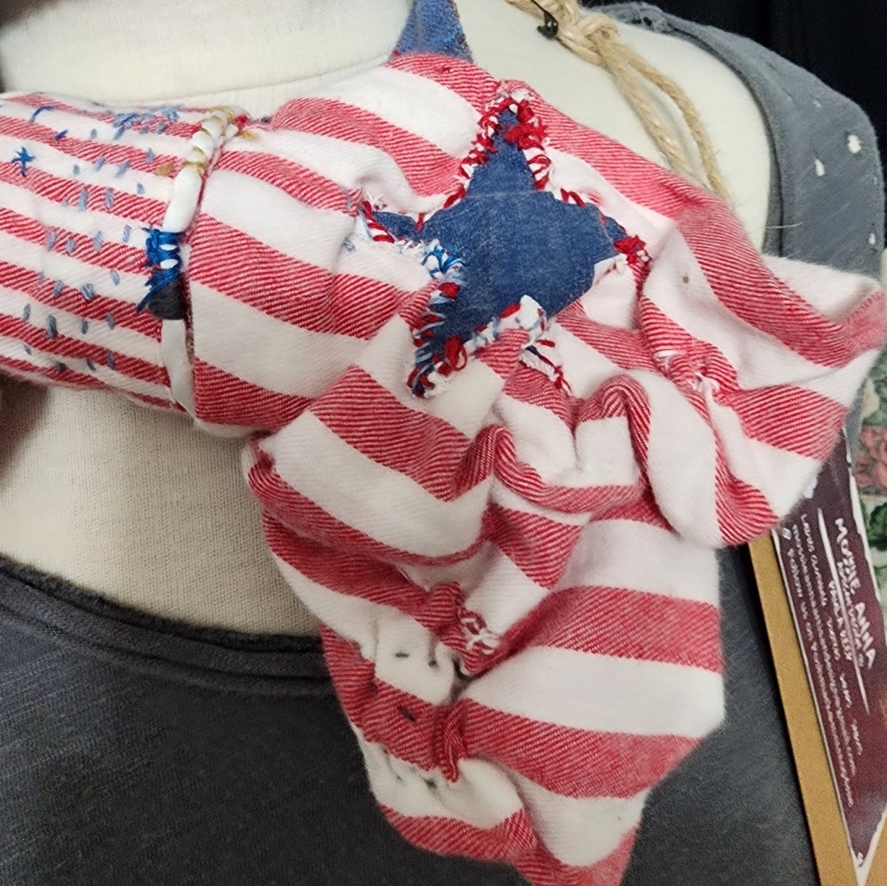 JABOT OOAK CHUNKY PATRIOTIC MOSSIE ANNA ARTISAN DESIGN NWT - Picture 2 of 14